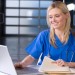 Un programme virtuel de gestion du stress pour les proches aidants